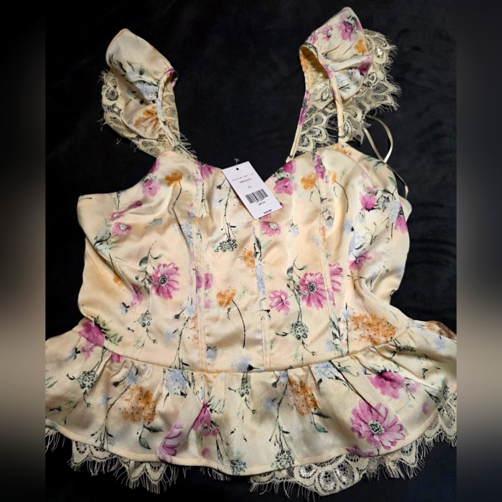 Cute Floral Ruffled Peplum Camisole